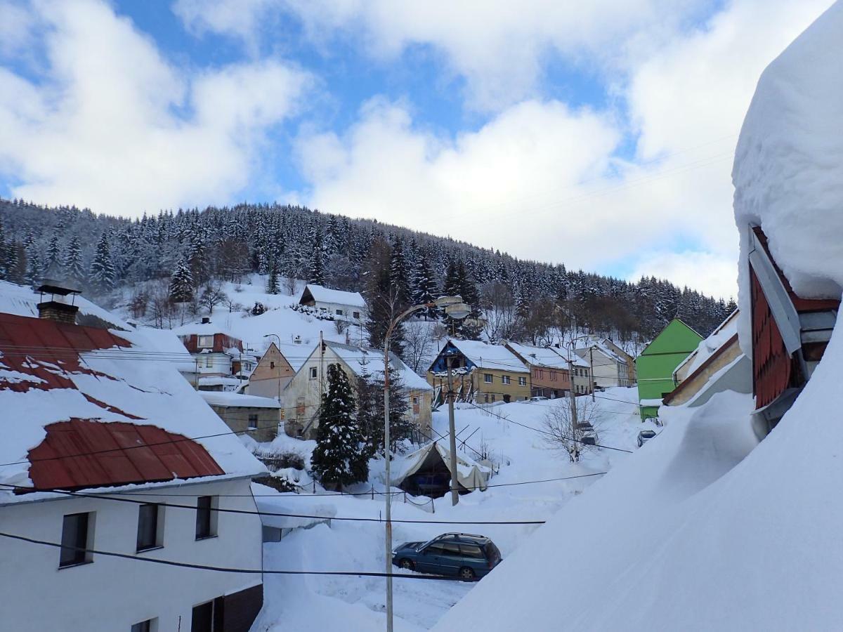 Apartman Pod Bozim Darem Jáchymov Buitenkant foto